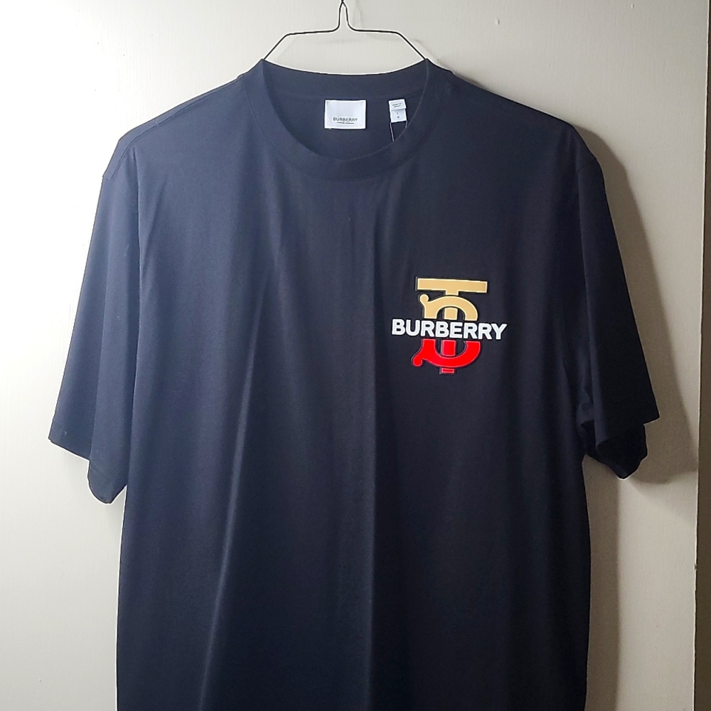 Burberry T-shirt